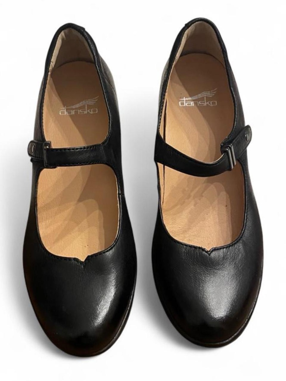 Dansko black leather Mary Jane shoes with a 1.5" heel size 39 #maryjane